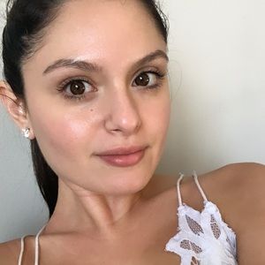 Meet your Posher, Gabriella